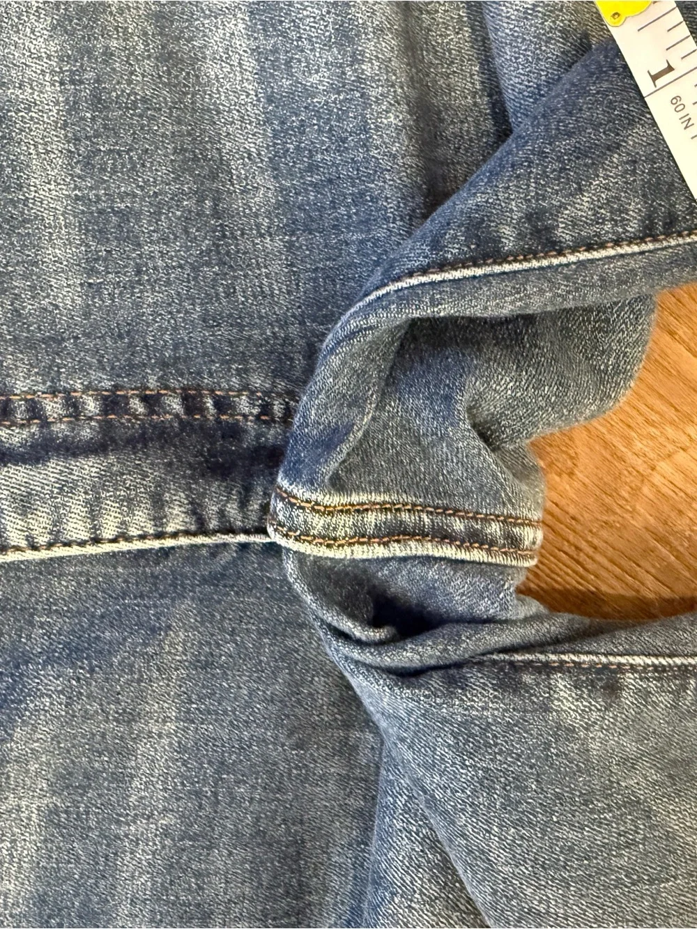 Kut from the Kloth Wide-Leg Jeans in Medium Blue Wash - Picture 5 of 8